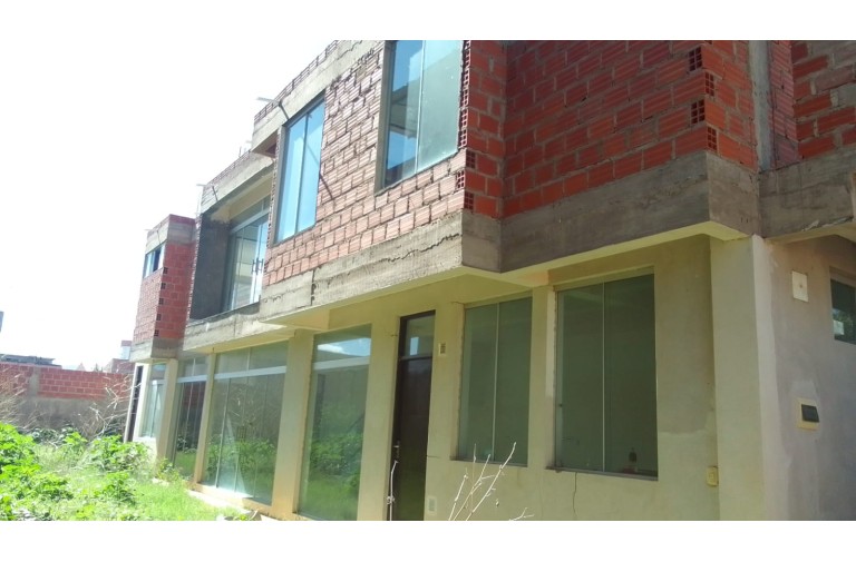 Casa en venta / Tarija
